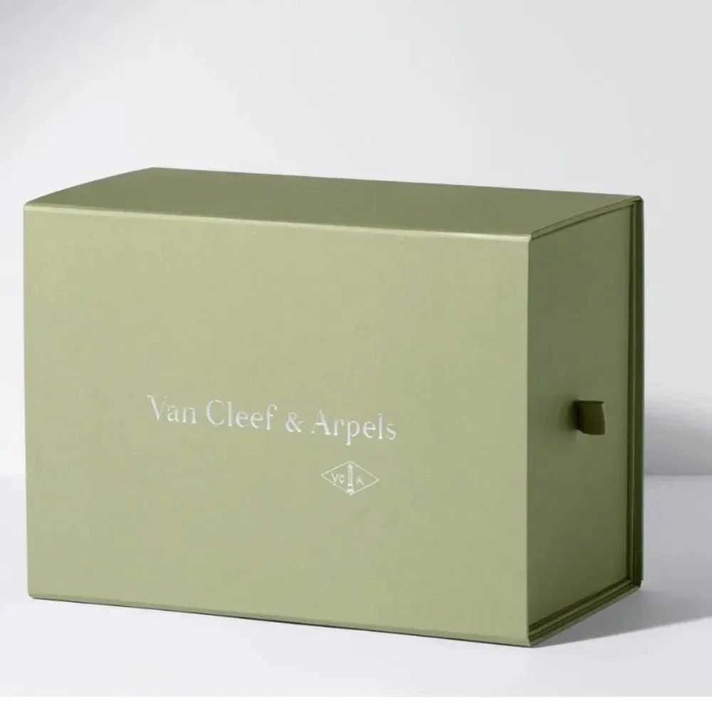 Van Cleef & Arpels Empty Box Brand New